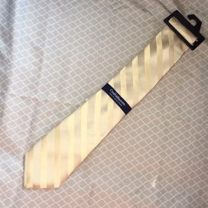NWT Gold striped Croft & Barrow men’s tie